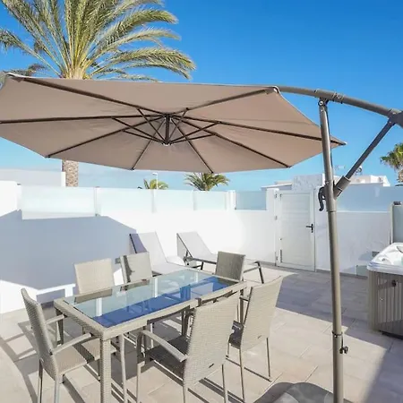 Luxury Solarium, Jacuzzi, A/c And Wi-fi Apartmán